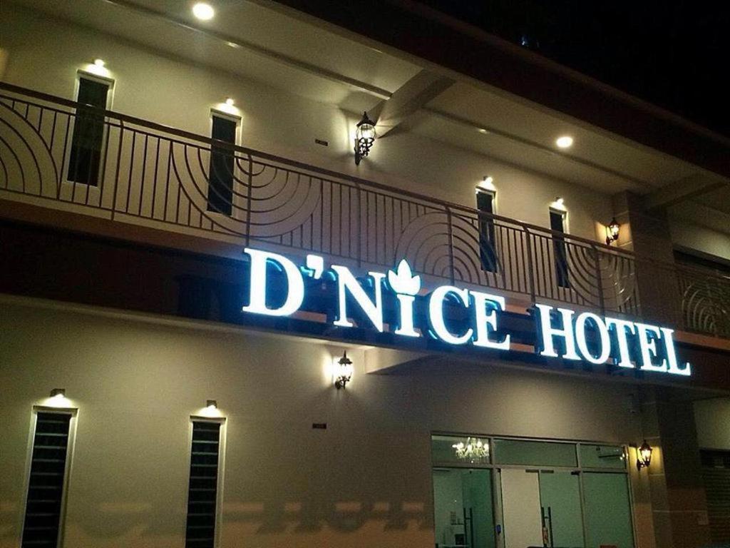 D'Nice Hotel Bayan Lepas Buitenkant foto
