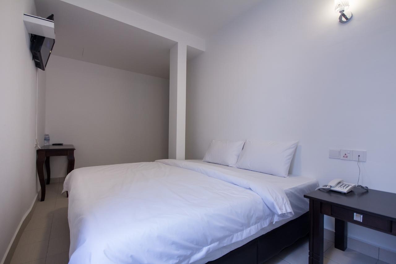D'Nice Hotel Bayan Lepas Buitenkant foto